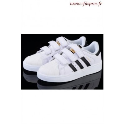 adidas superstar scratch