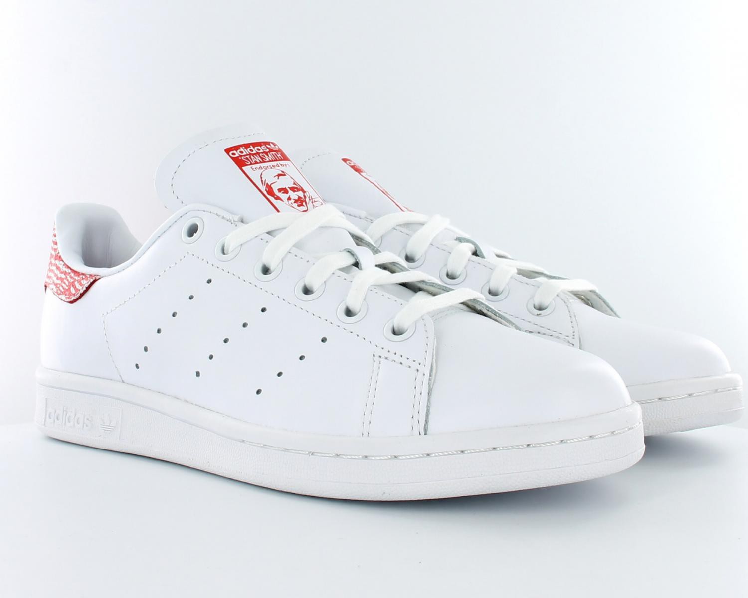 stan smith rouge et blanche