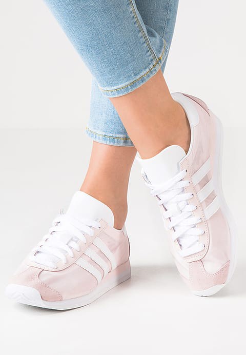 basket adidas femme prix