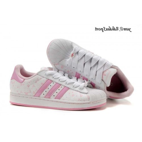 superstar femme blanche et rose pale