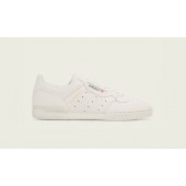 baskets adidas calabasas